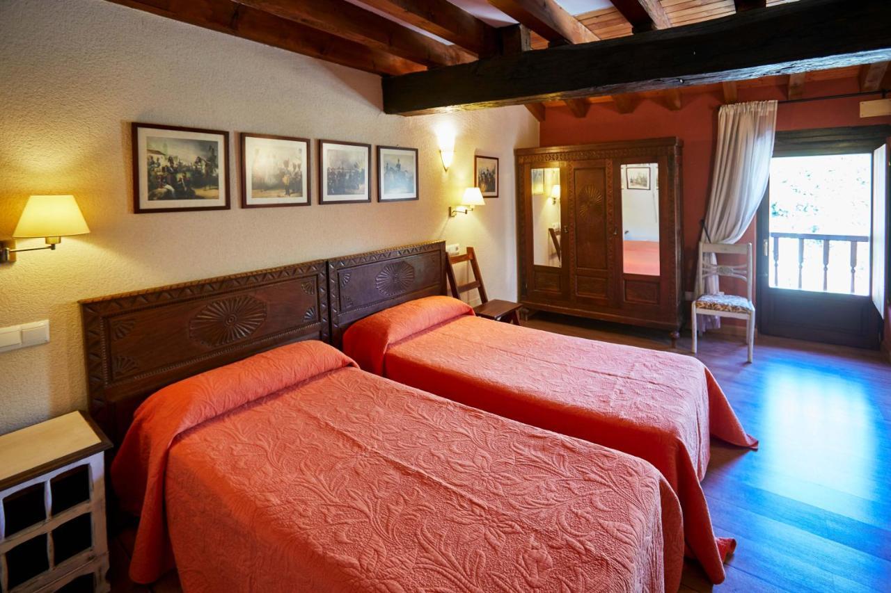 Sendero Del Saja-Besaya Guest House Cobejo Exterior photo