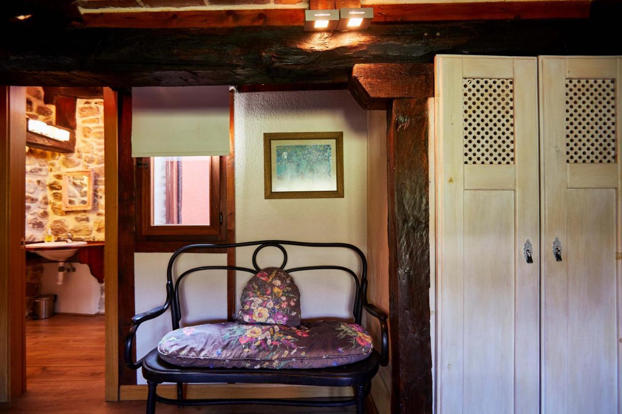 Sendero Del Saja-Besaya Guest House Cobejo Exterior photo